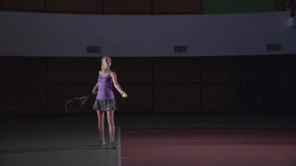 Постріли тенісу: Подавати (повільний рух) ) — стокове відео