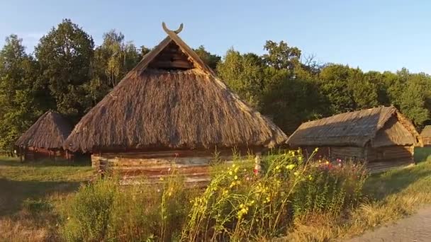 Древняя деревня — стоковое видео