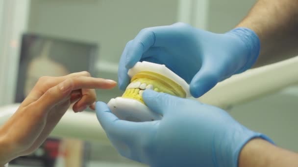 Clínica Dentária — Vídeo de Stock