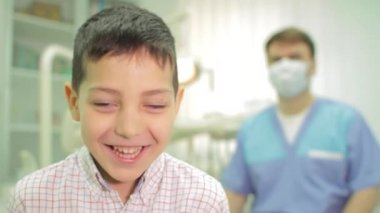 Mutlu çocuk mutlu diş hekimi (fikirlerden)