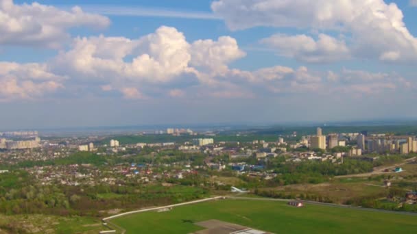 Flugzeug von Drohne aus — Stockvideo