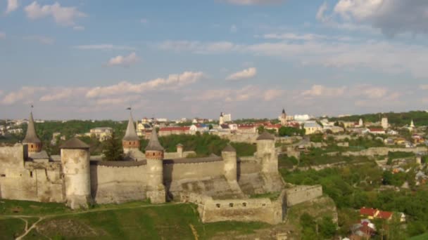 Średniowieczna twierdza (zdjęcia lotnicze) — Wideo stockowe