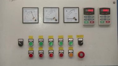 Kübik-dikiş sentetik elmas Fabrikası'nda monitör