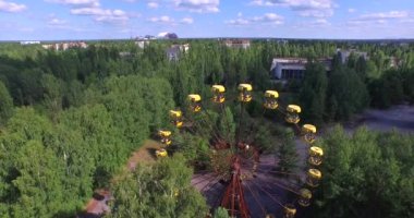 Pripyat, Chernobyl (Hava, 4k yakınındaki bir dönme dolap)