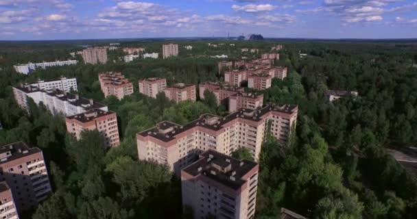 La ville abandonnée de Pripyat près de Tchernobyl (Aérien, 4K ) — Video