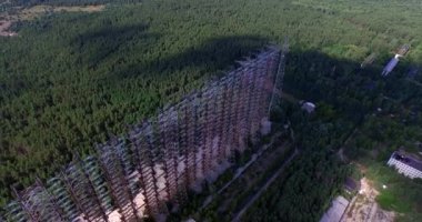Duga, Chernobyl (Hava, 4k yakınındaki çelik devi)