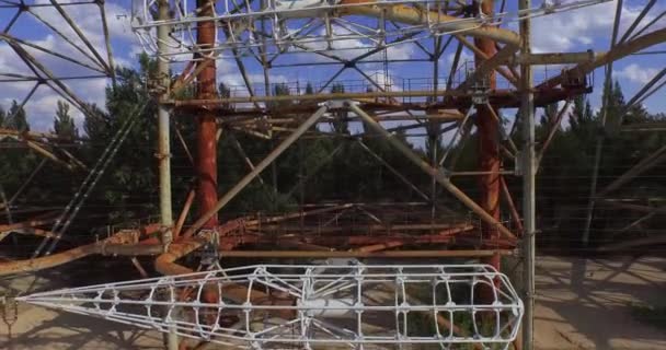 Duga, le géant de l'acier près de Tchernobyl (Aérien, 4K )
