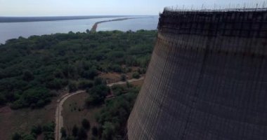 Soğutma kule Chernobyl nükleer enerji santrali (Hava bitmemiş srade)