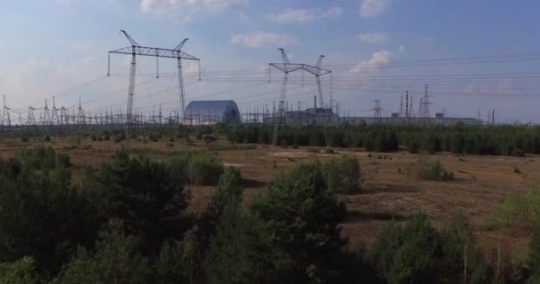 Tjernobyl arch. (Flyg, 4k) — Stockvideo