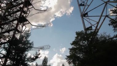 Duga, Chernobyl yakınındaki çelik devi