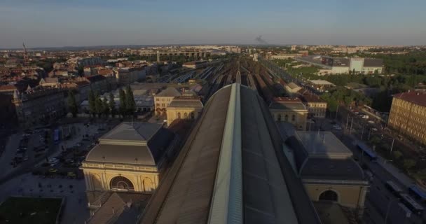 Залізничний вокзал Будапешта Келеті (антена) — стокове відео