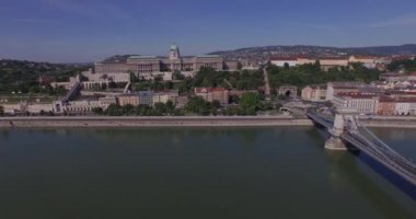 Budapeşte'deki Kraliyet Sarayı veya Buda Kalesi'nin havadan çekilmiş fotoğrafları
