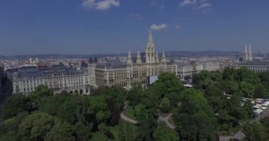 Rathaus Vienna - Belediye Binası, Rathauspark. Havadan Görünüm