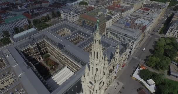 Rathaus Vienna-stadshuset, Rathauspark. Utsikt från luften — Stockvideo