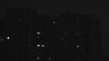 Kyiv 'in yerleşim bölgelerinde elektrik kesintisi. Rusya 'nın Ukrayna' ya karşı savaşının sonuçları