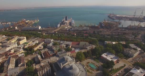 Erstaunliches Opernhaus wahre Perle der europäischen Architektur, Antenne — Stockvideo