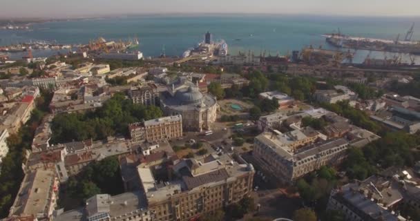 Amazing Opera House verdadeira pérola da arquitetura europeia, aérea — Vídeo de Stock