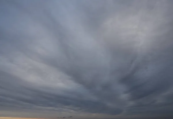 Dramatic Morning-Sky for Sky replacement, 12mm MFT, wide-angle