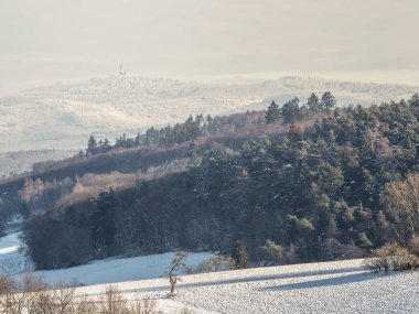 Feldbergturm 'un güzel bir resmi, Grosser Feldberg, Frankfurt am Main' in yakınlarında.