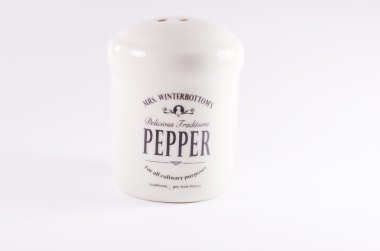 Salt and pepper shaker clipart