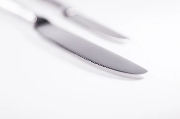 Cuchillo cuchara tenedor de plata aislado sobre fondo blanco — Foto de Stock