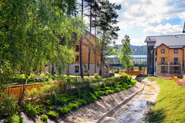 Krynica Zdrój, Hotel Czarny Potok — Fotografia de Stock