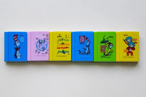 Macska Kalapban Könyvet Írta Seuss Seuss Széles Körben Ismeri Legkelendőbb Stock Kép