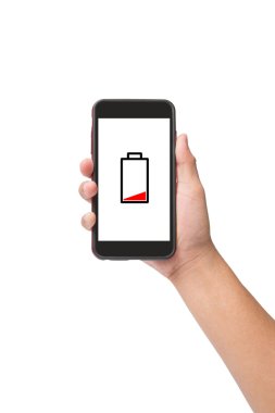 Düşük pil simgesi ile akıllı telefon tutan el