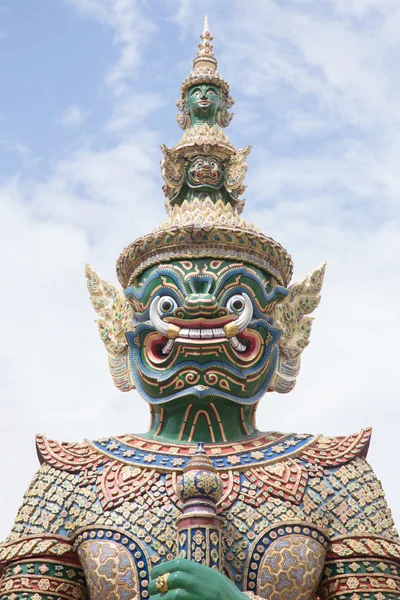 Green Giant in the Temple of the Emerald Buddha — Stock Photo, Image