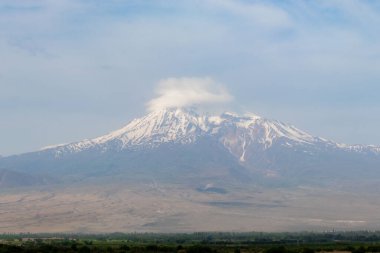 Sonsuz güzellikte ve renkli bir doğa.