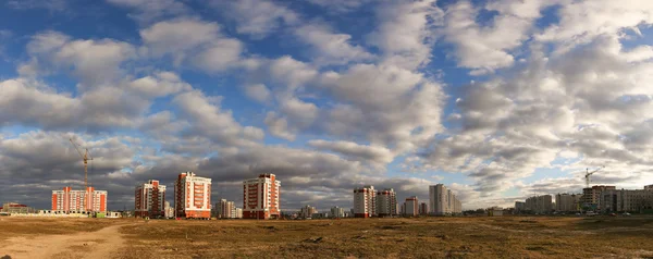 Noite de verão em uma área de recreação, Gomel — Fotografia de Stock