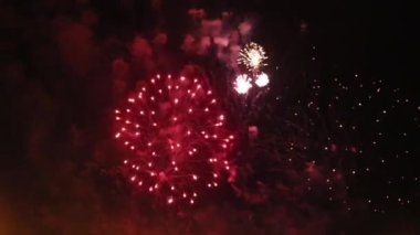 Tatil gece Hd 1080p renkli havai fişek