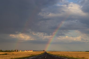 Gökkuşağı şeklinde de yol umut