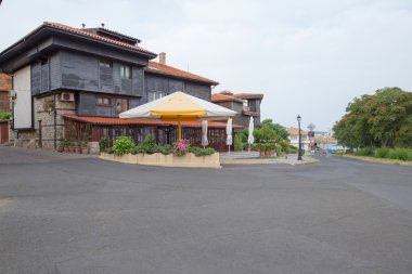 Nessebar, Bulgaristan, Haziran 20, 2016: mimari çözümler Nessebar eski kasaba binalar. yerleşim.