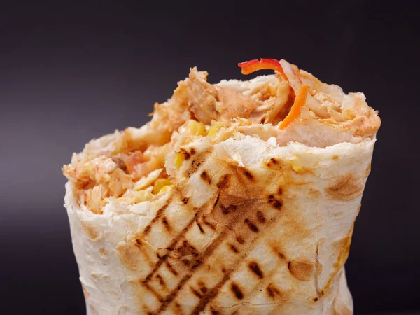Shawarma Comida Rápida Grande Sobre Fondo Negro 2020 — Foto de Stock