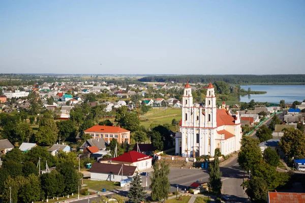 Panorama Sulla Città Con Una Chiesa Bianca Città Glubokoe 2020 — Foto Stock