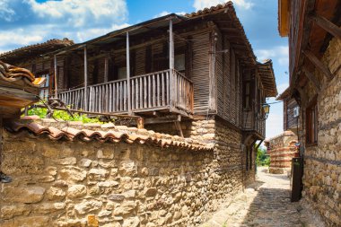 NESSEBAR, BULGARIA, 18 Haziran 2016: Mimari çözümler Nessebar eski kasaba binaları. 2021 numaralı konut
