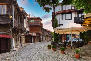 NESSEBAR, BULGARIA, 20 HAZİRAN 2016: Mimari çözümler Nessebar eski kasaba binaları yerleşim bölgesi