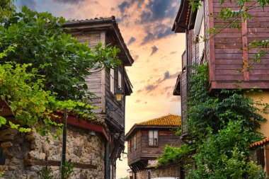NESSEBAR, BULGARIA, 20 HAZİRAN 2016: Mimari çözümler Nessebar eski kasaba binaları yerleşim bölgesi