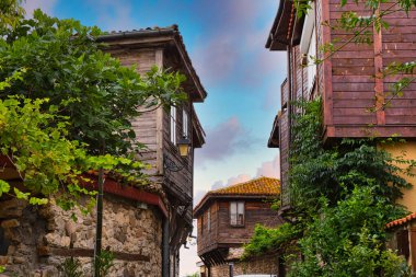 NESSEBAR, BULGARIA, 20 HAZİRAN 2016: Mimari çözümler Nessebar eski kasaba binaları yerleşim bölgesi