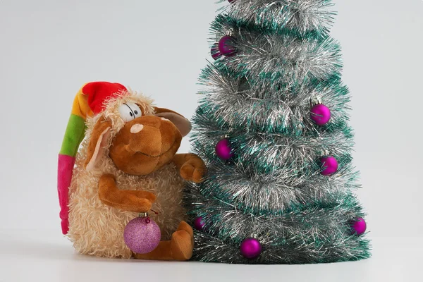 Ozdobit vánoční stromeček — Stock fotografie