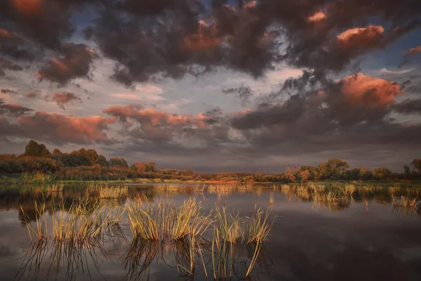 Abend auf dem See — Stockfoto