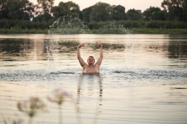 adam nehre banyoları