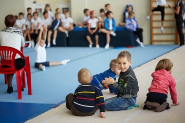 Gomel, Belarus - 11 Ekim 2015: spor regulati sunulması
