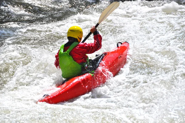 White water kayaking as extreme and fun sport — Stock Photo, Image