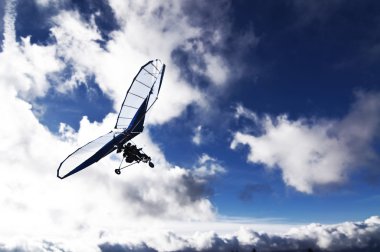 Yamaç paraşütü eğlenceli ve aşırı spor olarak