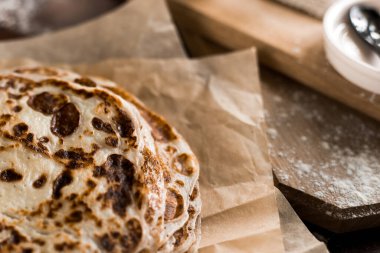 Masada pişmiş krep.