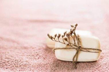 Havlu ve sabunla kaplıca hayatı