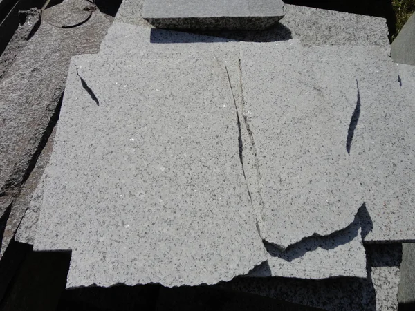 Corte de laje granito. Vista da superfície — Fotografia de Stock