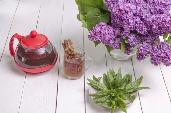 Yeşil Çay otlar ile